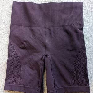 Lululemon sculpt shorts
